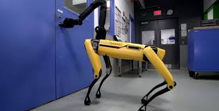 Spot Mini opening door